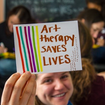 Are You An Artist Who Also Wants to Help People? Art Therapy!