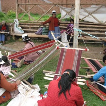 Maras Weaving Project