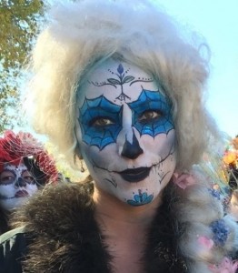 Amy Gordon at Dias de los Muertos parade in Albuquerque